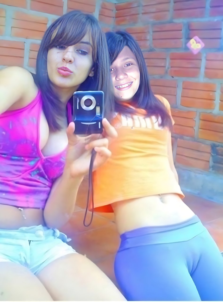 Selfie cameltoe in legin