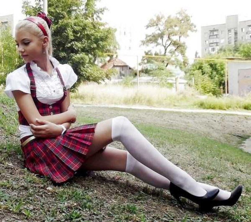 A very nice school girl