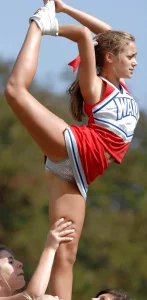 Upskirt & flexi teen
