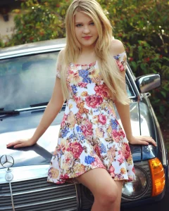 Nice flowing dress KL